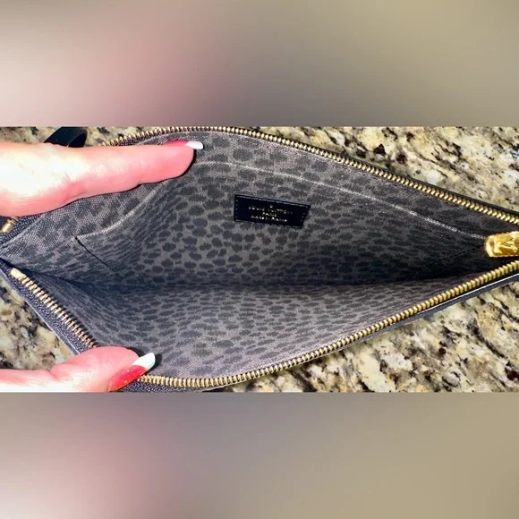 Louis Vuitton WILD AT HEART NEVERFULL WRISTLET POUCH - Picture 14 of 16